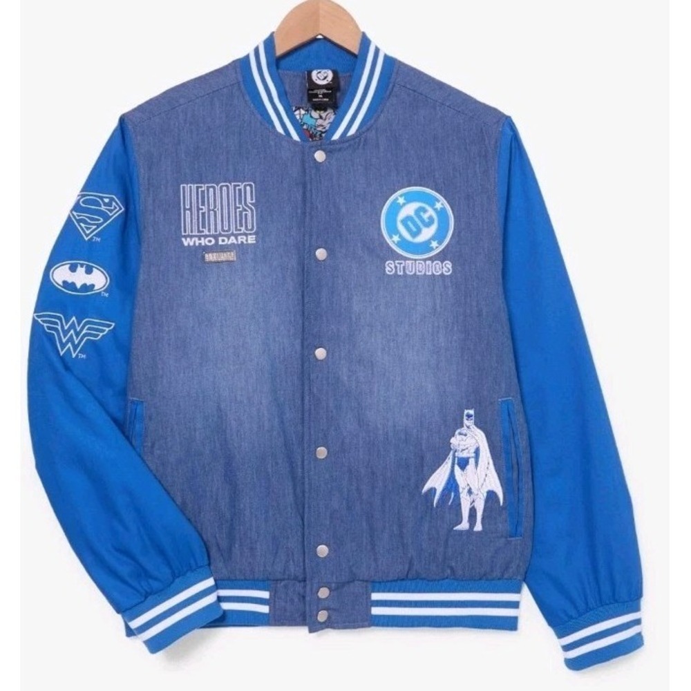 NEW DC Studios Denim Varsity Bomber Jacket Lined Mens XL "Heroes Who Dare"